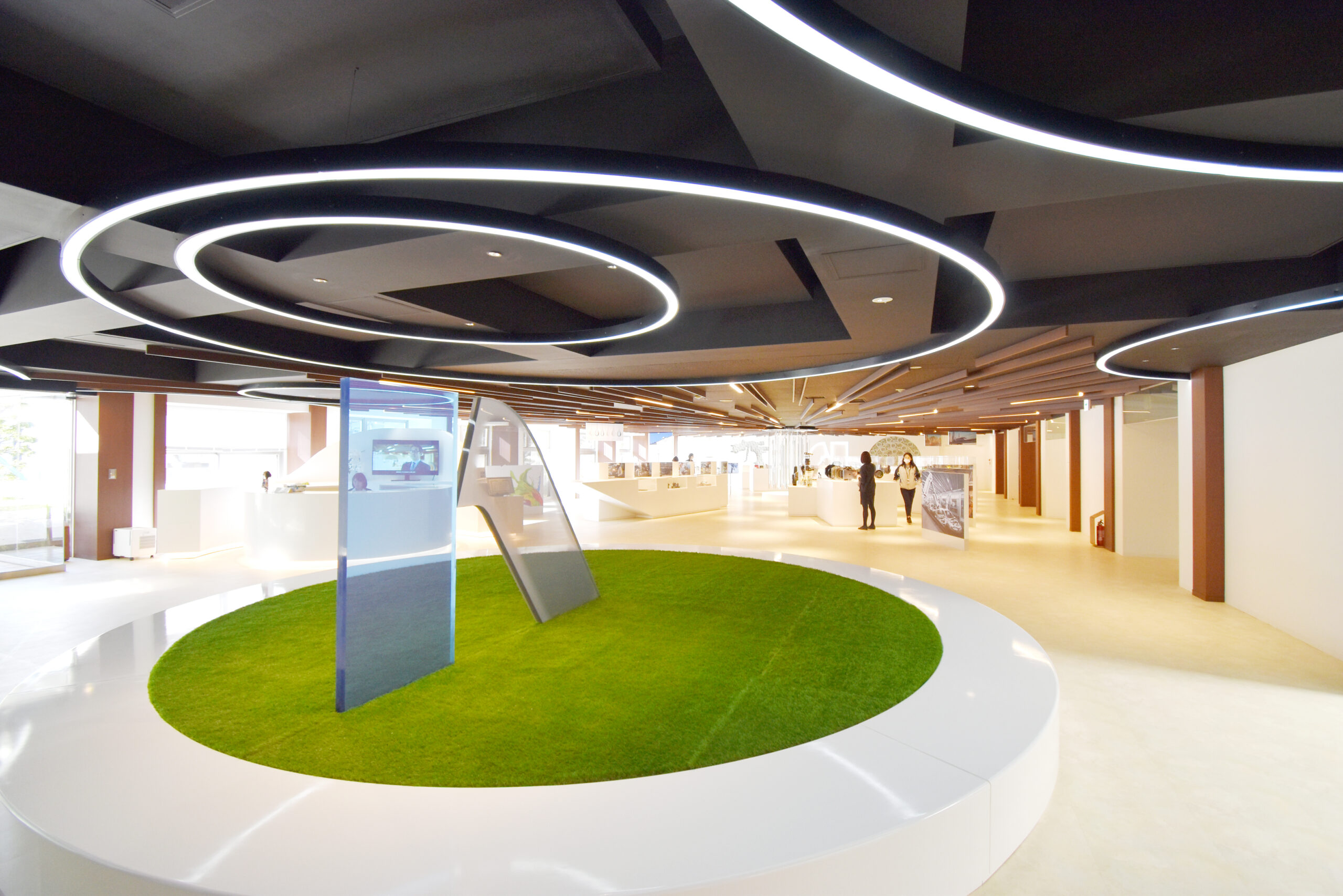 アネスト岩田本社