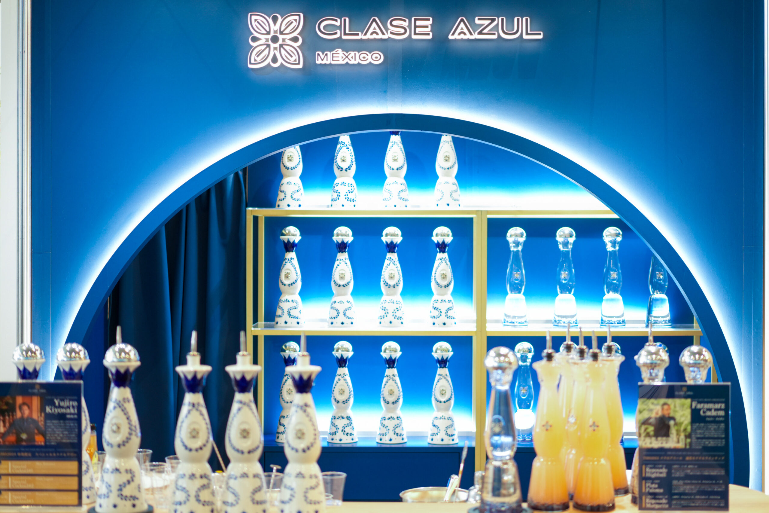 CLASE AZUL “BAR SHOW”