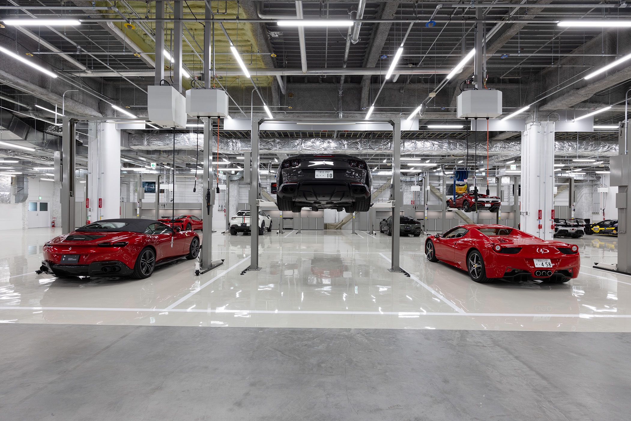 フェラーリ東京ベイサイド