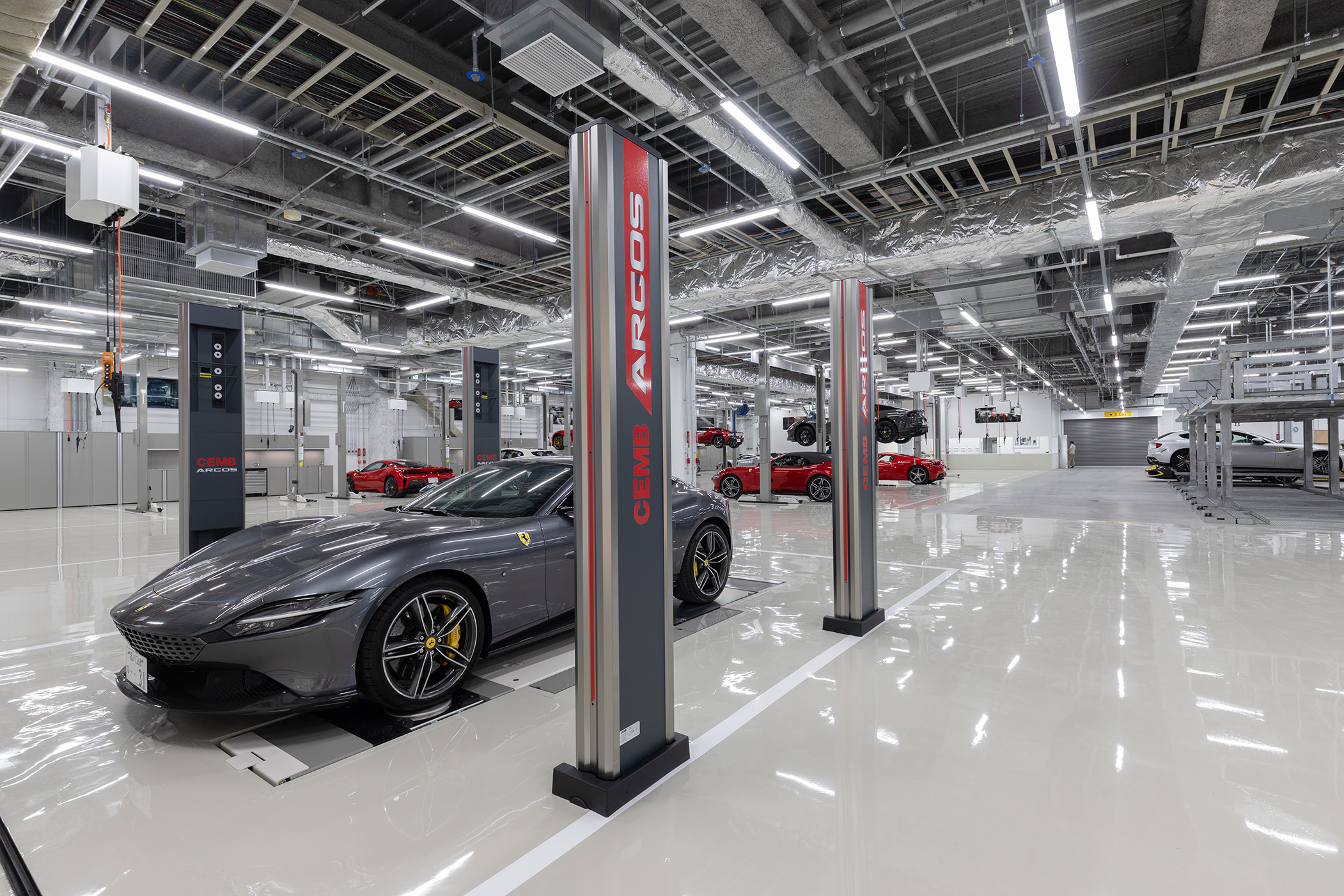 フェラーリ東京ベイサイド