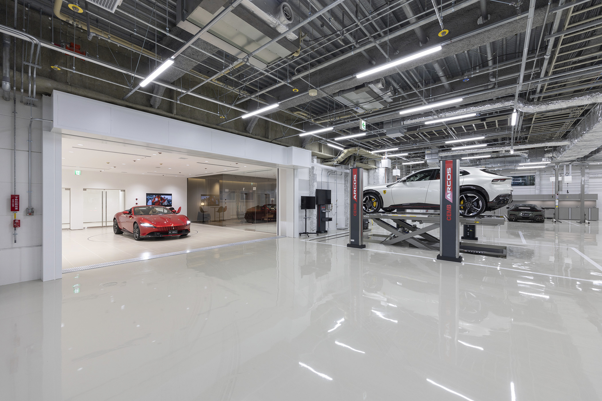 フェラーリ東京ベイサイド