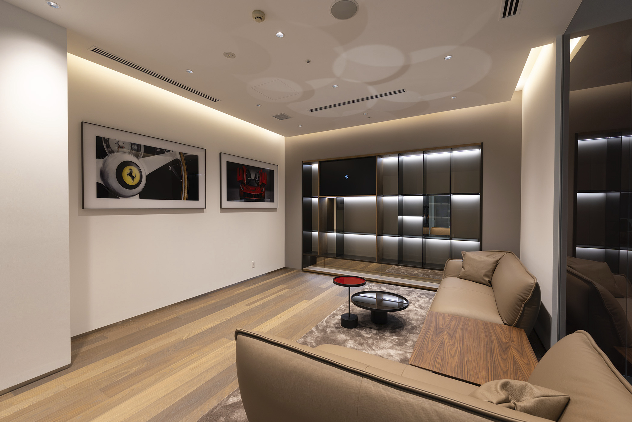 フェラーリ東京ベイサイド