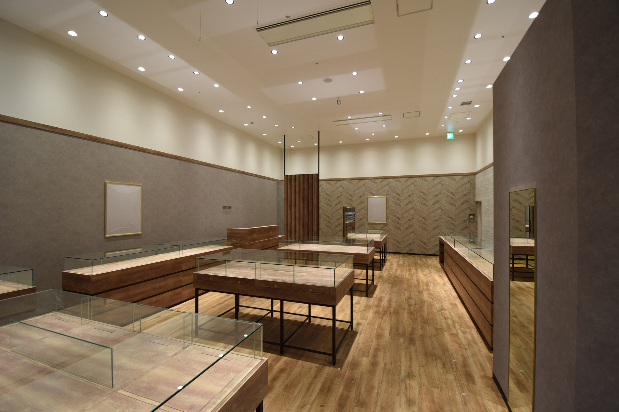 ジュエリーツツミ