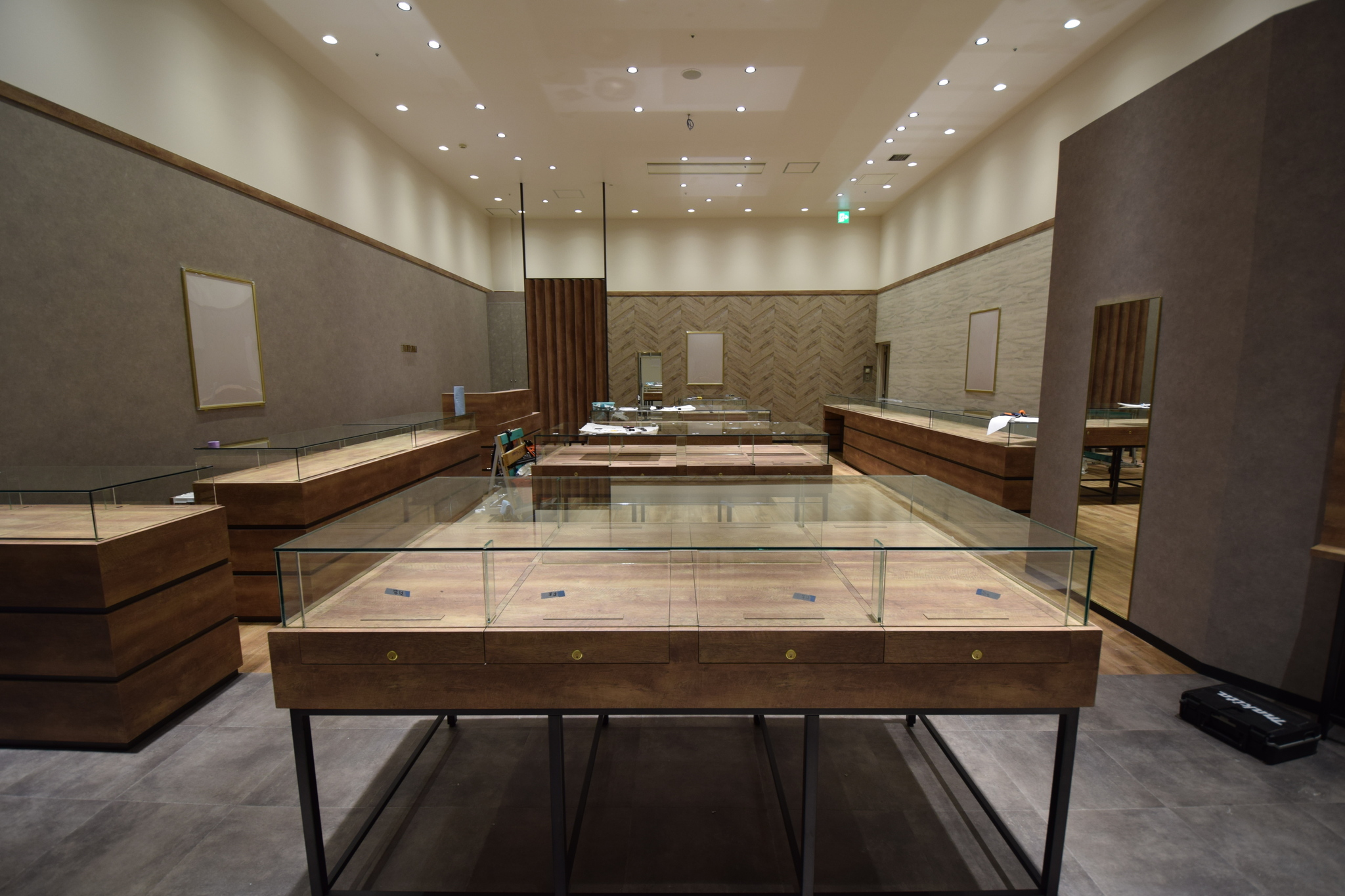 ジュエリーツツミ